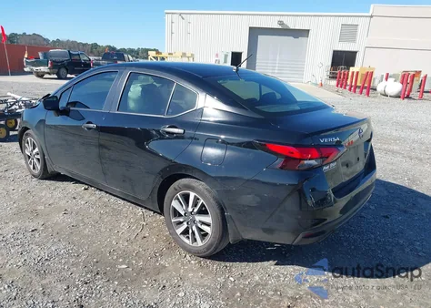 2024 Nissan Versa 1.6 S z USA, uszkodzony, nr VIN 3N1CN8DV7RL922724